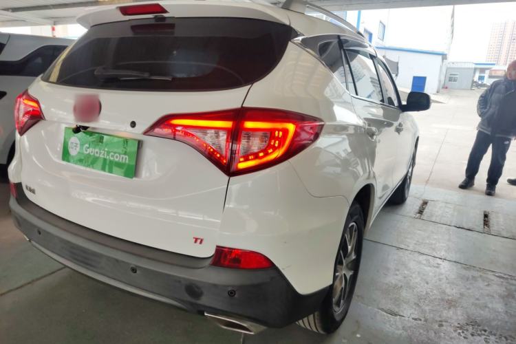 Used BYD Song 2018 1.5TI Manual Smart Connect Enjoyment Model
