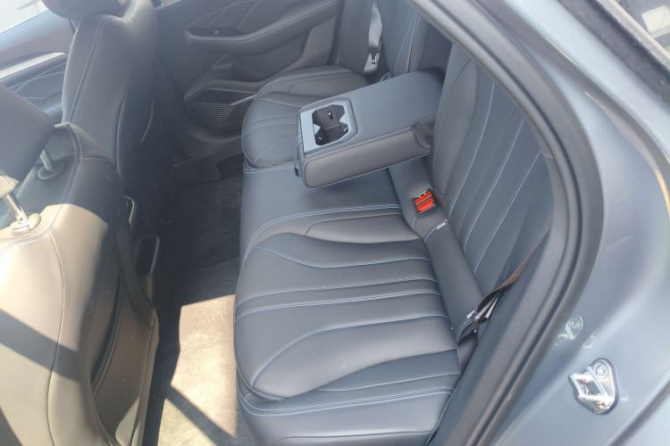 Used Geely Auto Preface 2026 Model Oriental Yao 1.5TD Fuyao Edition Left Rear Seat