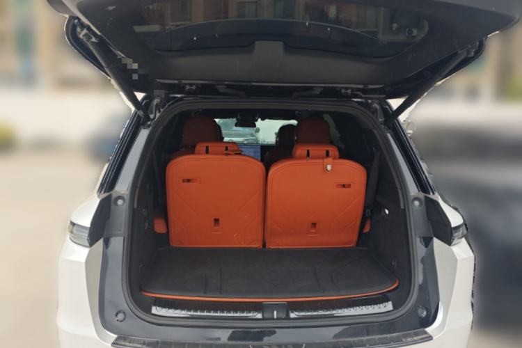 Used Li Auto L9 2022 Max model
