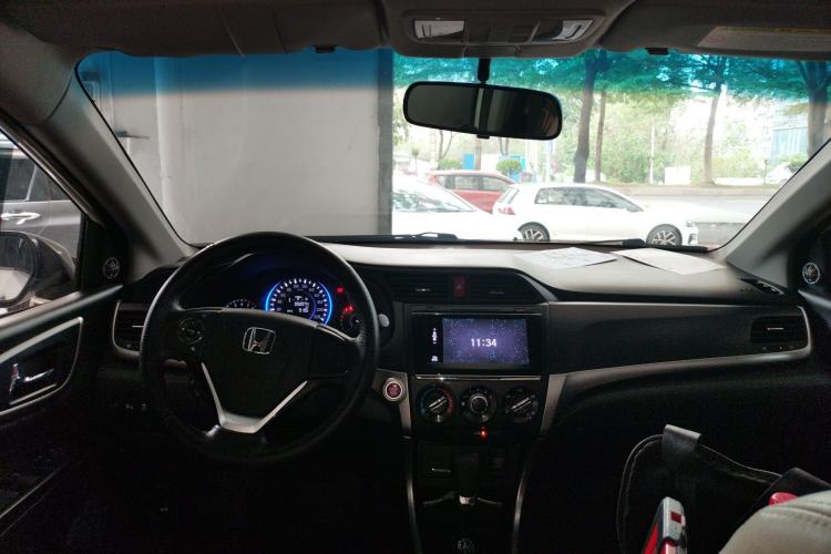 Used Honda Crider 2016 1.8L CVT Luxury Edition
