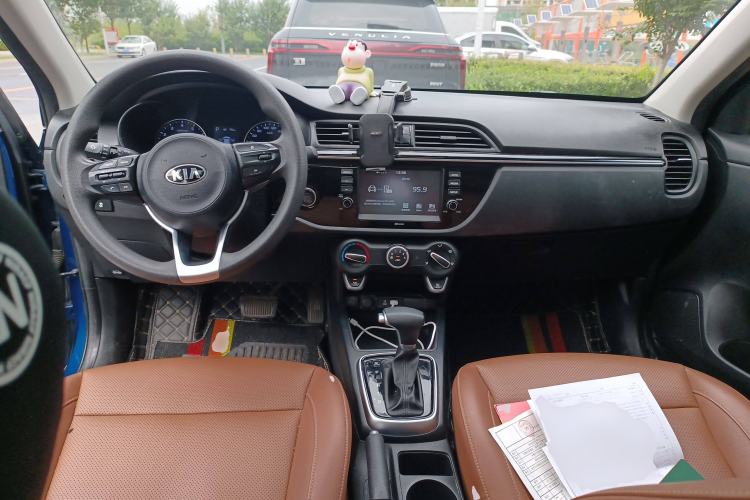 Used Kia KX Cross 2017 1.4L AT GLS