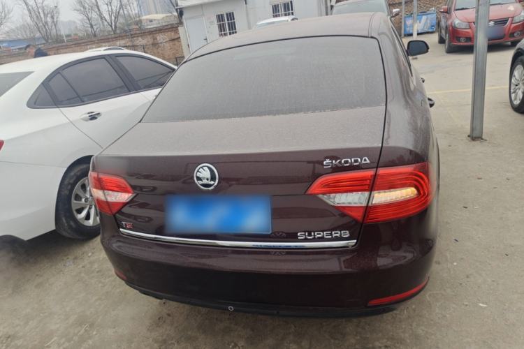 Used Skoda Superb 2013 1.8TSI Automatic Yashi Edition