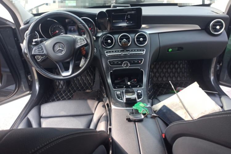 Used Mercedes-Benz C-Class 2017 Restyled C 180 L Fashion Edition Sport Version
