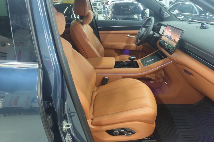 Used Hima AITO M7 2024 1.5T Intelligent Drive 4WD Ultra Version 5 Seats Right Front Seat