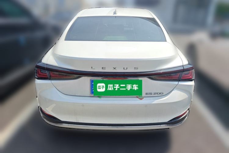 Used Lexus ES 2025 200 Premium Edition Rear