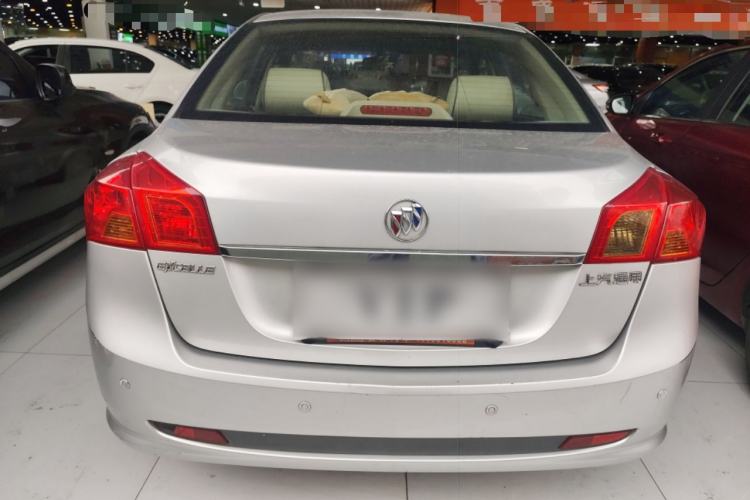 Used Buick Excelle 2015 1.5L Automatic Classic Model
