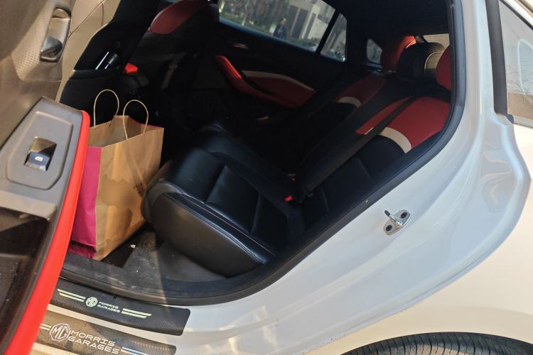 Used MG 5 2022 180 DVVT CVT Youth Luxury Edition