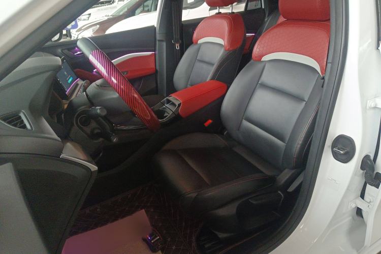 Used MG 5 2022 180 DVVT CVT Youth Luxury Edition
