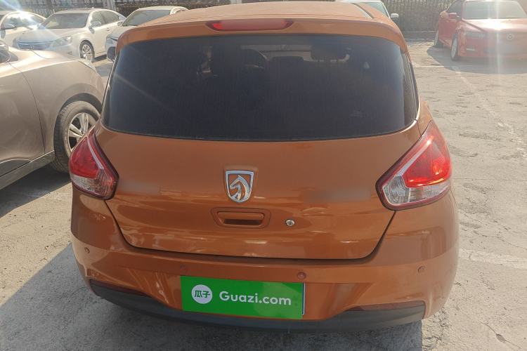 Used Baojun 310 2016 1.2L manual Comfort trim level
