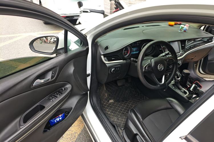 Used Buick Verano 2015 Sedan 20T Dual-Clutch Leading Model
