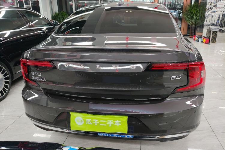 Used Volvo S90 2023 B5 Zhiyuan Luxury Edition Exterior 4