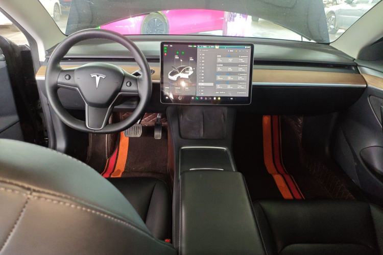 Used Tesla Model 3 2022 Rear-Wheel-Drive Version Center Console