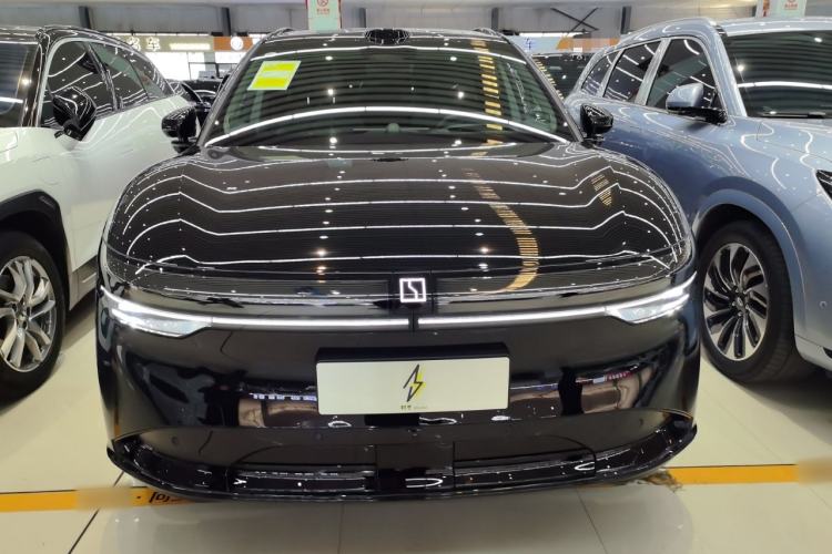 Used Zeekr 7X 2025 100 kWh Long-Range Rear-Wheel Drive with Intelligent Driving Features
