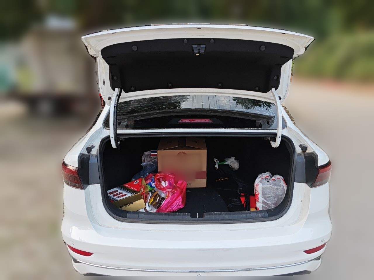 Geely Auto Emgrand 2022 4th Generation 1.5L CVT Luxury Model - Premium — снимка 19