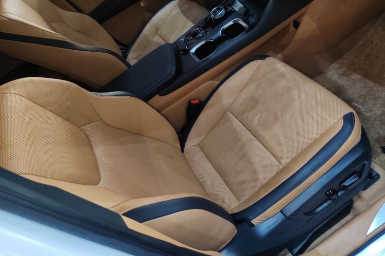 Used Lexus RZ 2023 450e All-Wheel Drive Luxury Edition Right Front Seat