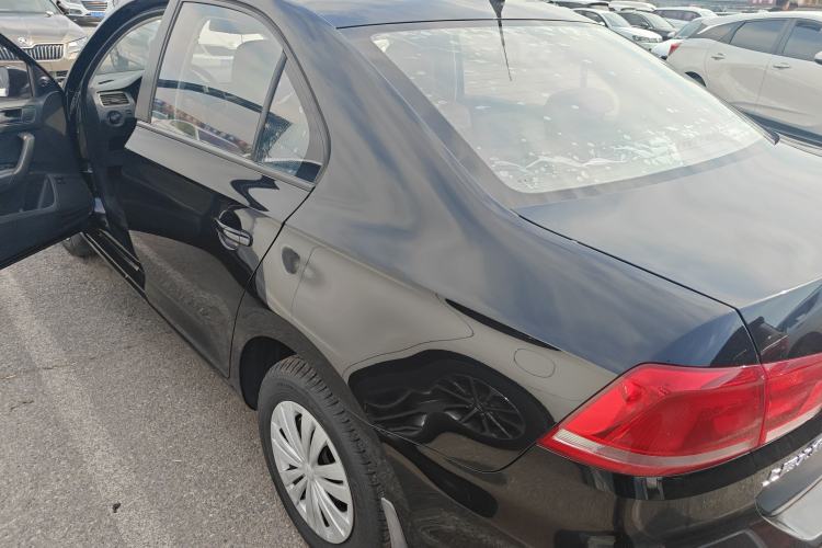 Used Volkswagen Santana 2015 1.6L Manual Fashion Edition Rear Left 45 Deg