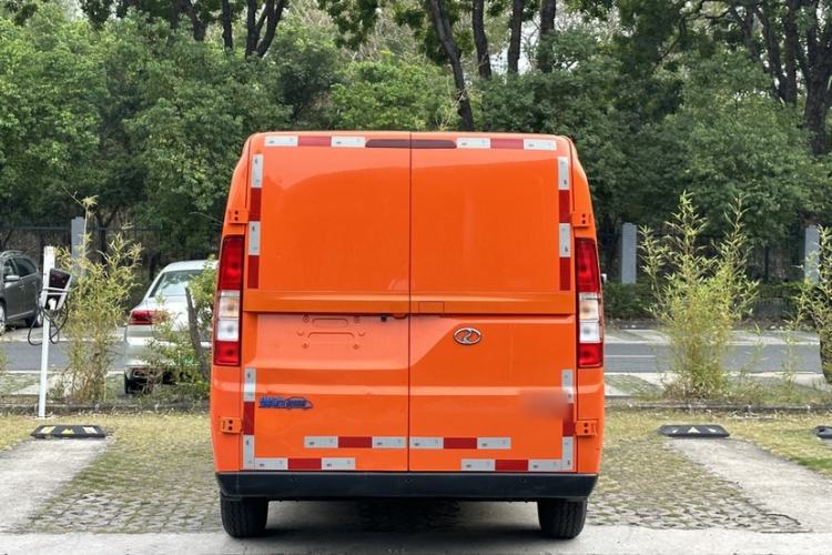 Used Ruichi EC75 2023 Pioneer Model I 41.85 kWh
