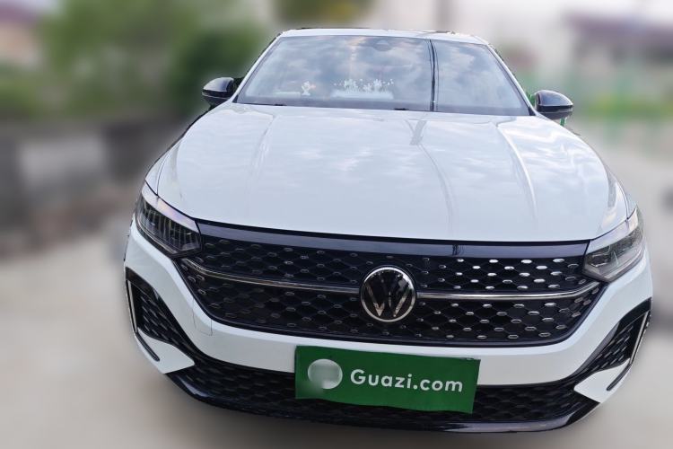 Used Volkswagen Lavida 2024 300TSI DSG Full-Comfort Edition Front