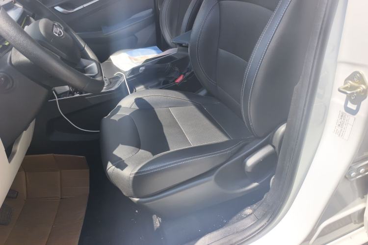 Used Geometry EX3 Kung Fu Cow 2021 Tough Bull Cow Left Front Seat