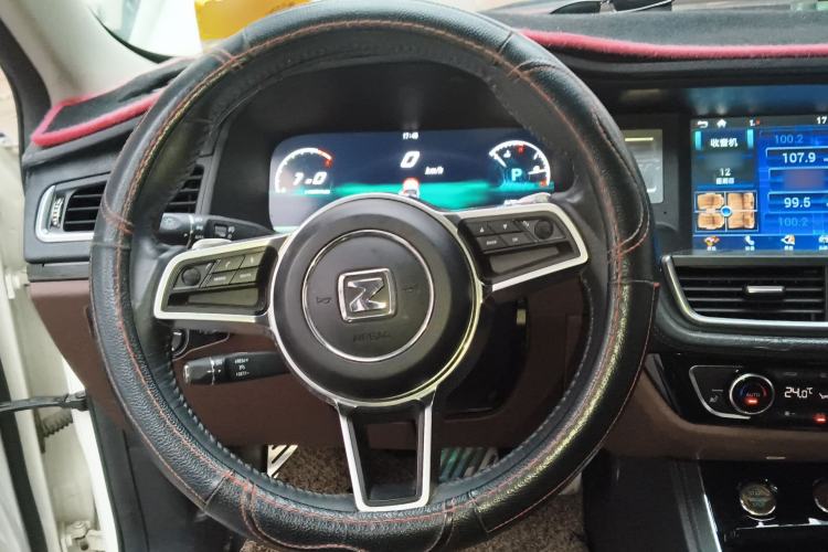 Used Zotye T600 2016 Sport Edition 2.0T DCT Luxury Model Steering Wheel