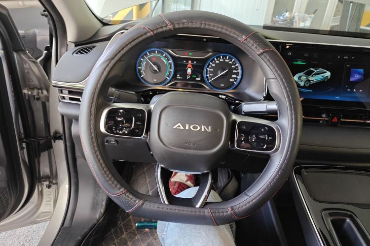 Used AION S 2023 Meizu 580 Lithium Iron Phosphate Steering Wheel