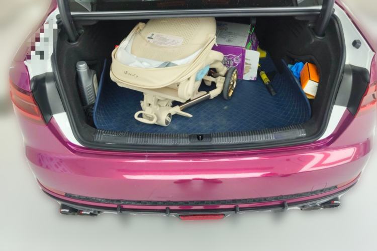 Used Audi A4L 2019 40 TFSI Fashion Version China V