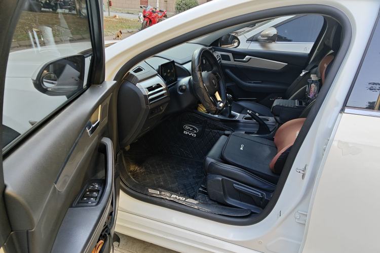 Used BYD Qin Pro 2020 Beyond Edition 1.5TI Manual Luxury Version