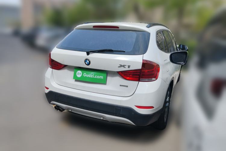 Used BMW X1 2014 sDrive18i Fashion Model Rear Right 45 Deg