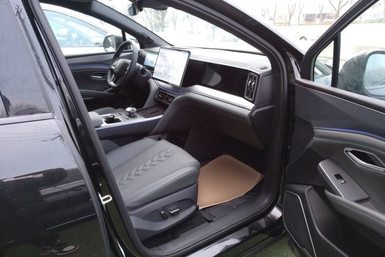 Used BYD Song L DM-i 2025 Intelligent Driving Version 160 km Beyond-Range Type