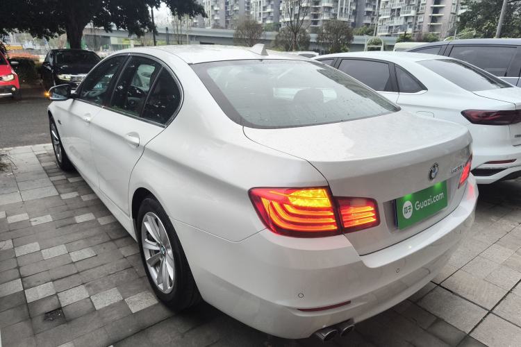 Used BMW 5 Series 2014 520i Elegant Edition
