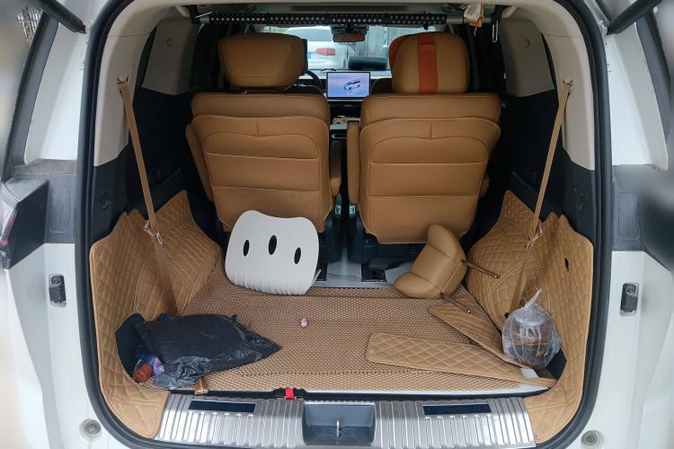 Used GAC Trumpchi Trumpchi E8 2024 Honor Series 2.0L Honor Edition
