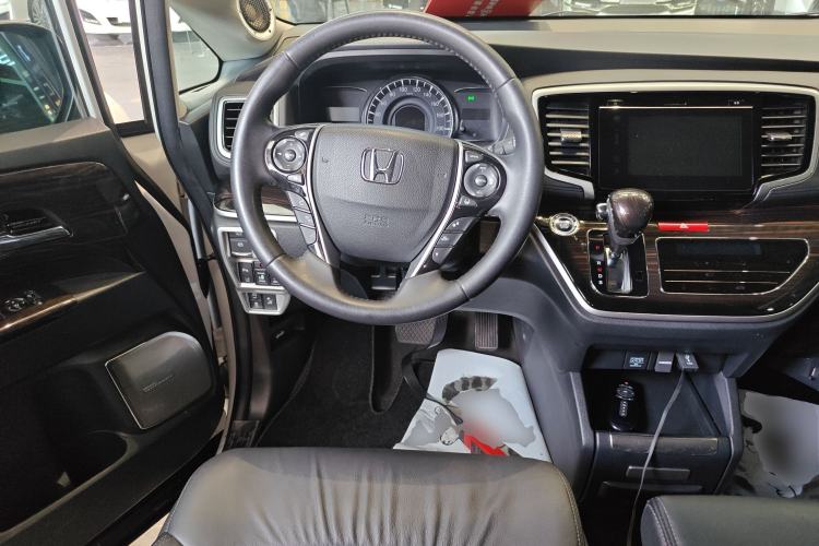 Used Honda Odyssey 2018 2.4L Supreme Edition