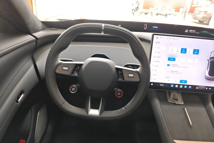 Used Xiaomi Auto YU7 2025 Ultra-Long Range High-Performance All-Wheel-Drive Max Edition
