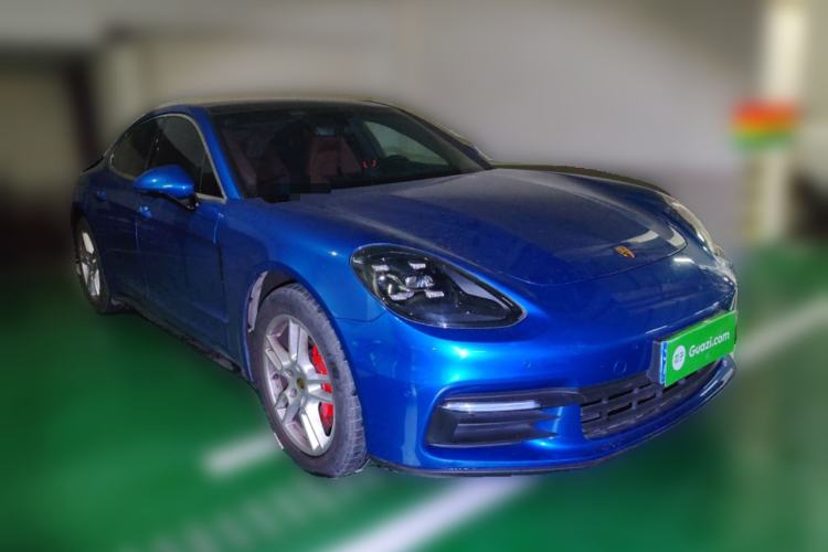 Used Porsche Panamera 2017 Panamera 3.0T Front Right 45 Deg
