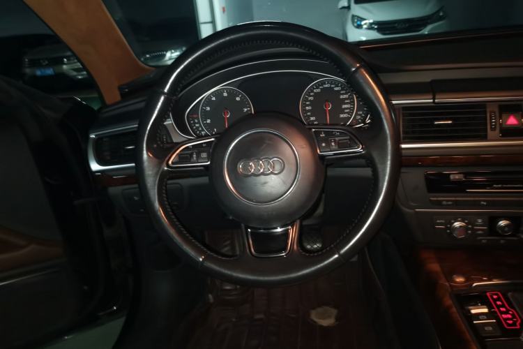 Used Audi A7 2013 50 TFSI quattro Comfort trim