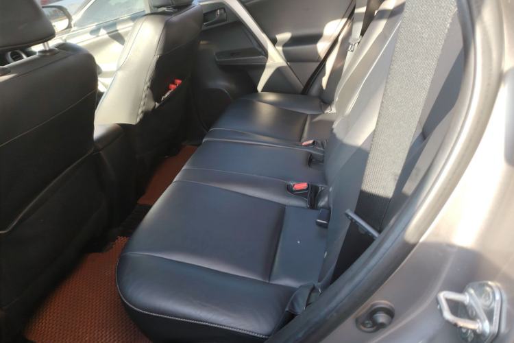 Used Toyota RAV4 2015 2.5L Automatic 4x4 Elite Edition
