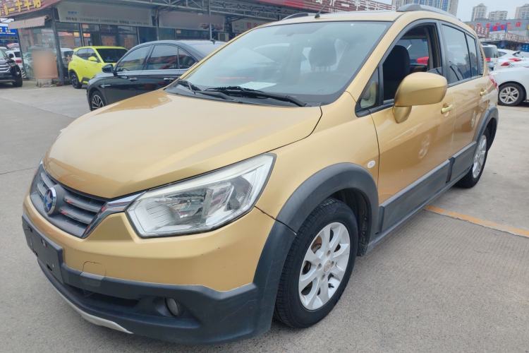 Used Venucia R50X 2013 1.6L Manual Model