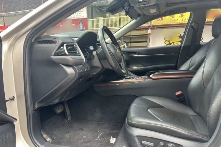 Used Toyota Camry 2019 2.5G Luxury Edition China VI Standard Interior 2