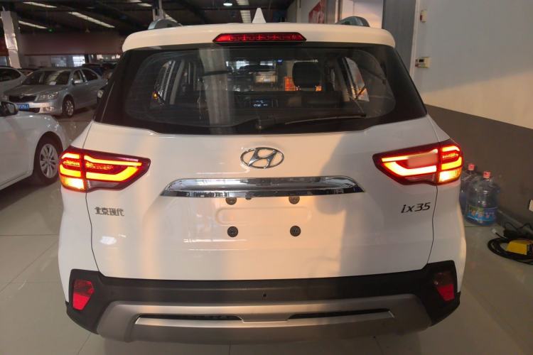 Used Hyundai ix35 2019 2.0L Automatic 2WD Zhiyong·Changxiang Edition China V Standard Rear