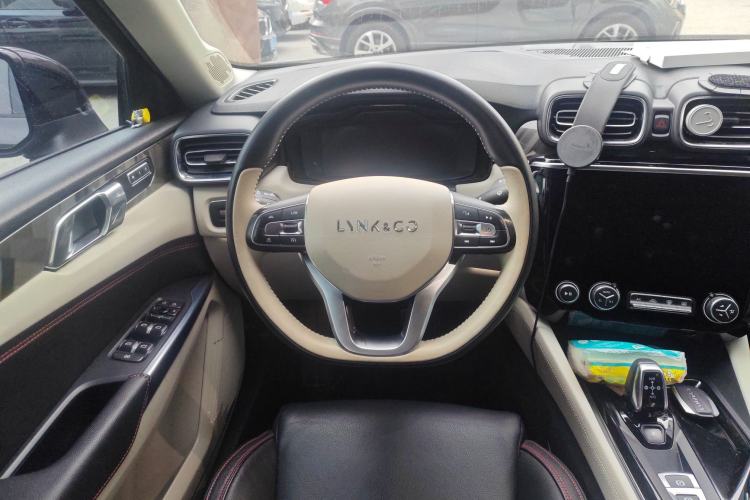 Used Lynk & Co 02 2018 1.5T DCT Two-Wheel Drive Zhaopu Version China V Standard