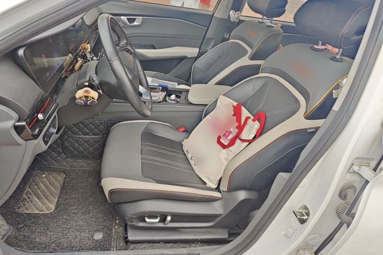 Used Baojun RC-6 2019 1.5T CVT 24-Hour Online Prestige Edition