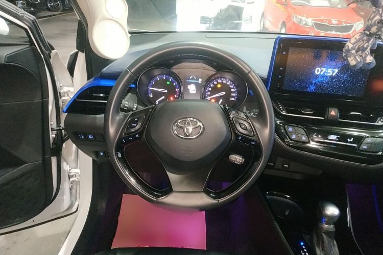 Used Toyota C-HR 2021 2.0L Luxury Edition
