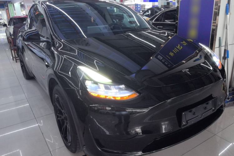 Used Tesla Model Y 2023 Rear-Wheel-Drive Version