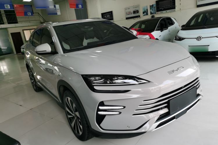 Used BYD Song PLUS New Energy 2024 HONOR Edition DM-i 110km Flagship Model Front Right 45 Deg