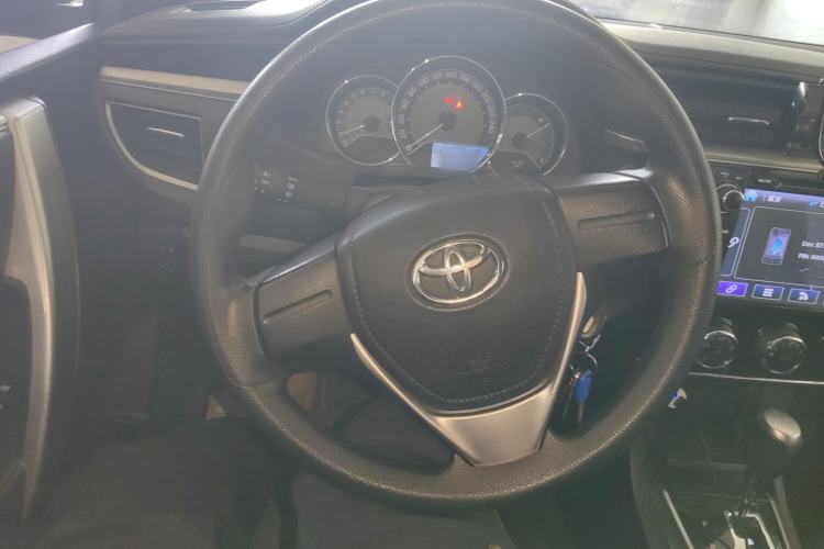 Used Toyota Corolla 2017 1.6L CVT GL Steering Wheel