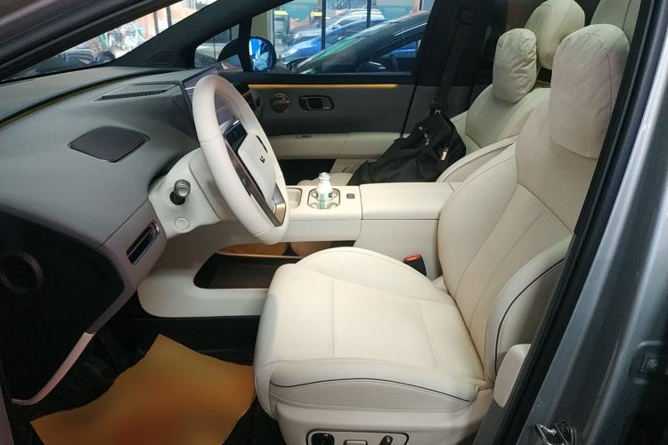 Used Li Auto i6 2025 Model Four-Wheel-Drive Standard Type Left Front Seat