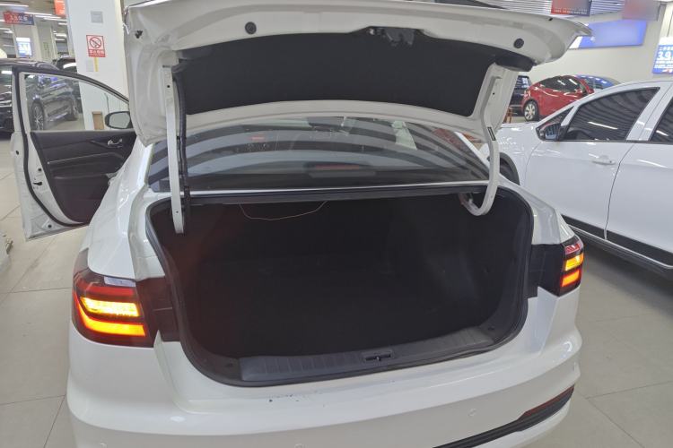 Used Venucia Venucia D60EV 2023 PLUS Comfort Edition RJ Model