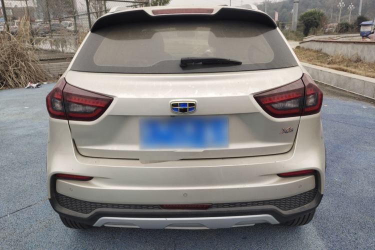 Used Geely Auto Vision X3 2019 Upgraded Model 1.5L Manual Elite Version Exterior 4