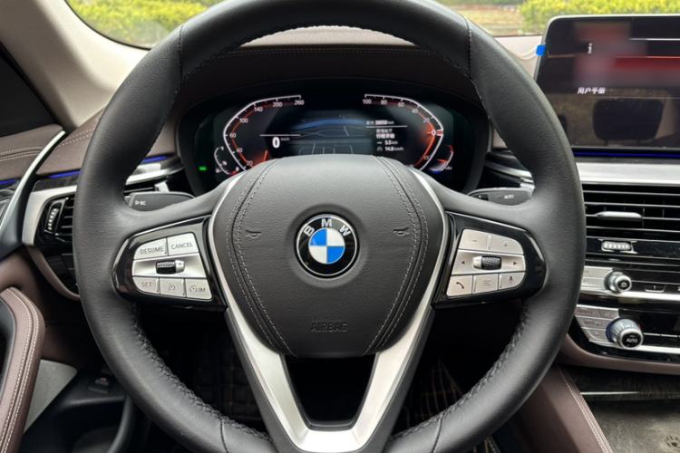 Used BMW 5 Series 2022 Second Facelift 525Li Luxury Package Interior 2