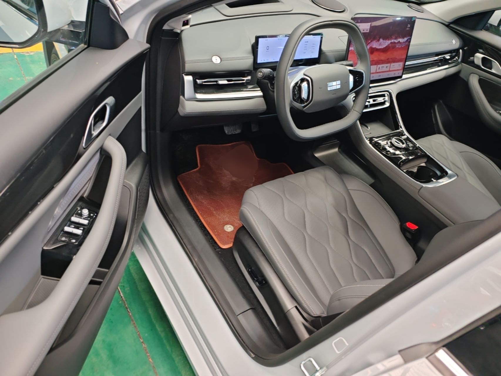 Geely Galaxy A7 2025 Model EM-i 150km Exploration+ Edition — снимка 20